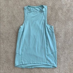 Lulu green tank size 4